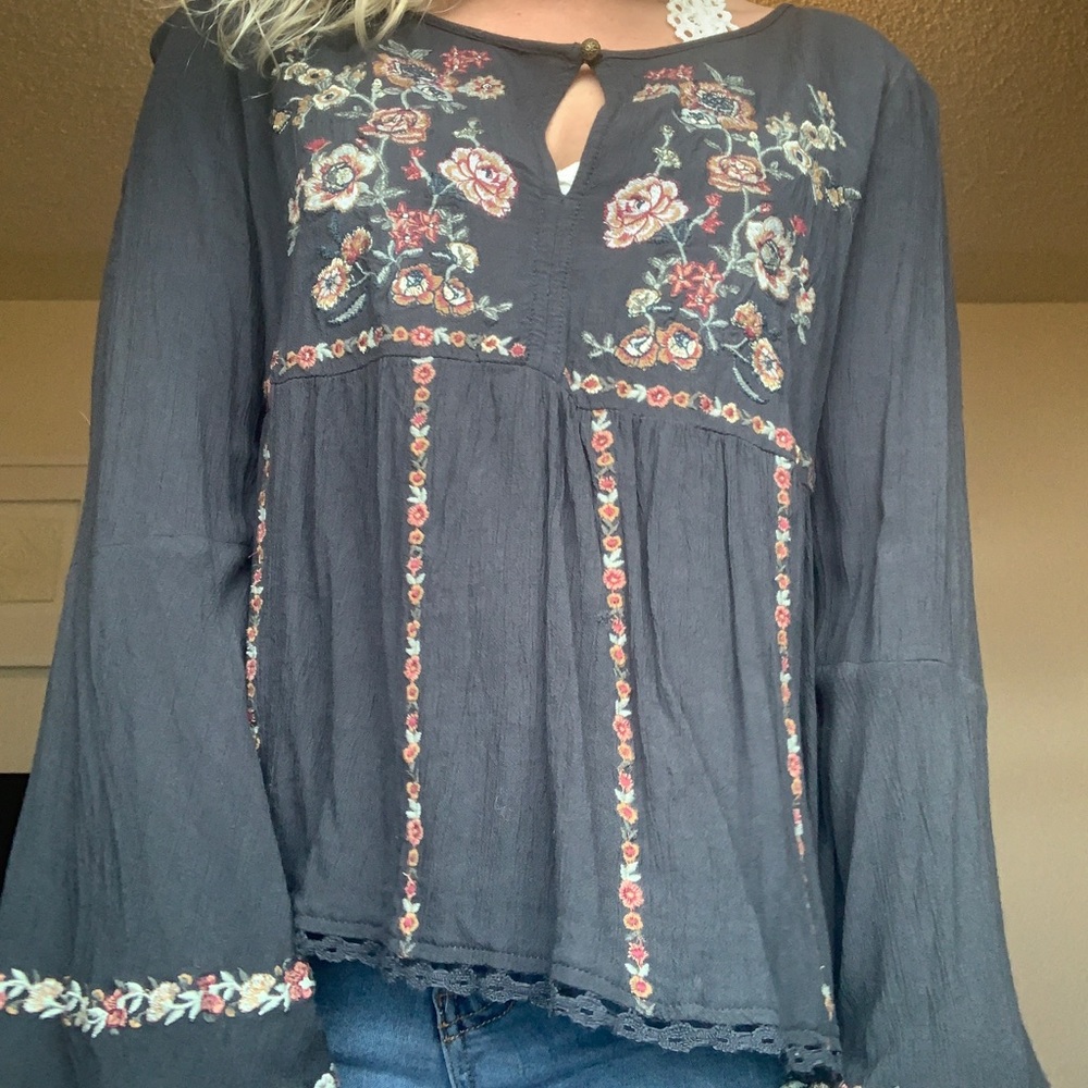 AE bell sleeve blouse